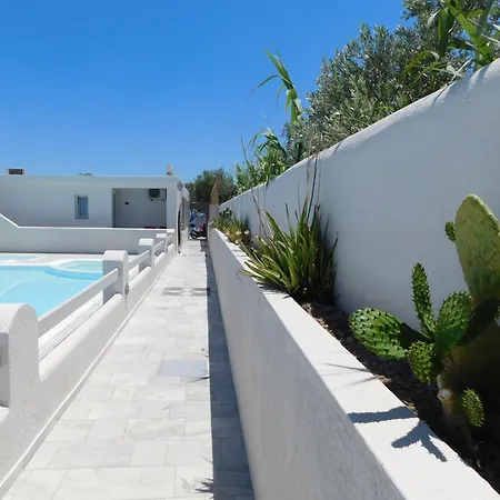 One & Unique Beachfront Apartment *